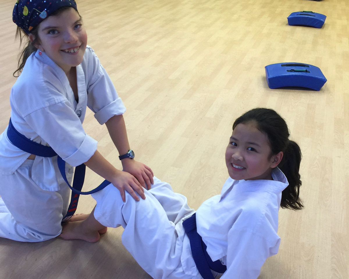 12Whistler-Taekwondo-Kids-Stretching