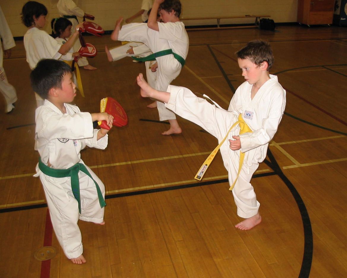 Students practicing kicks at Whistler Taekwondo